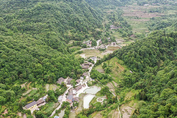 南川區(qū)德隆鎮(zhèn)銀杏村楊家溝。重慶市住房城鄉(xiāng)建委供圖